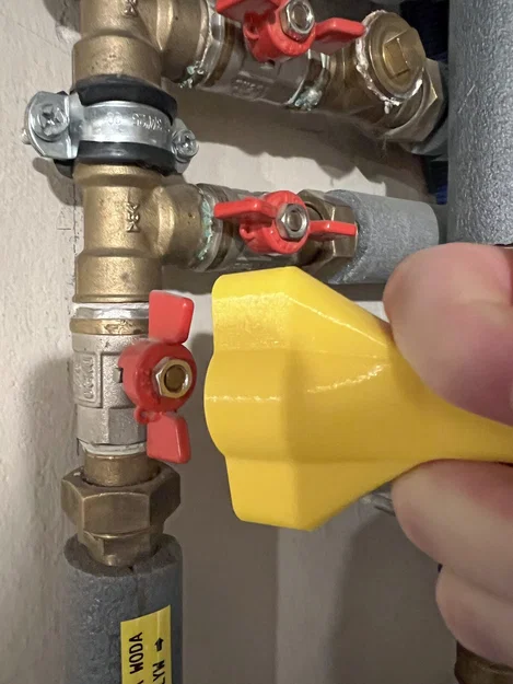 Cờ-lê hình chữ T cho van nước - Image 1