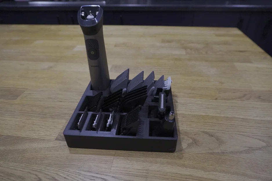 Đế cắm cho máy cạo râu Philips 7000 series 15-in-1 - Image 1
