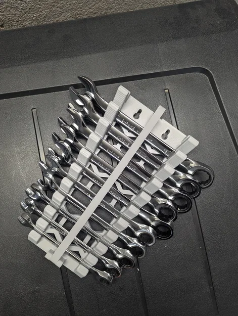 Giá đỡ cờ lê tiện lợi gắn tường - Image 1