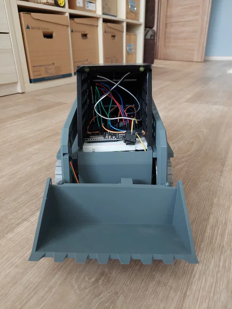 MINI SKIDI / BOBÍK V1 - Xe xúc đào RC - Image 3