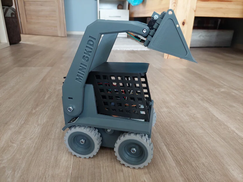 MINI SKIDI / BOBÍK V1 - Xe xúc đào RC - Image 4