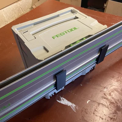Giá đỡ thanh ray máy cưa gắn vào Festool Systainer