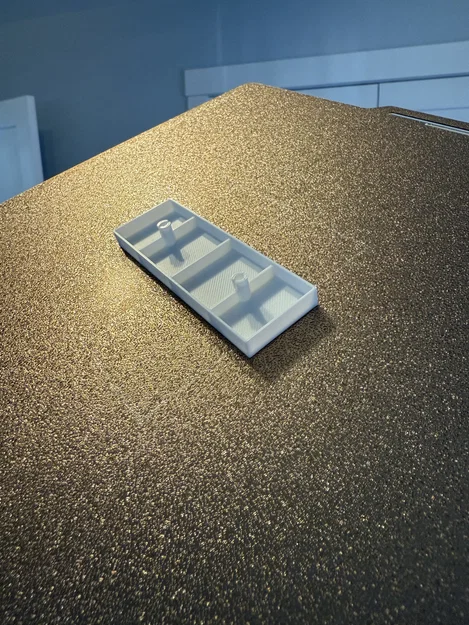 Miếng che ốc/plate logo trống cho Uplift Standing Desk V2 - Image 2