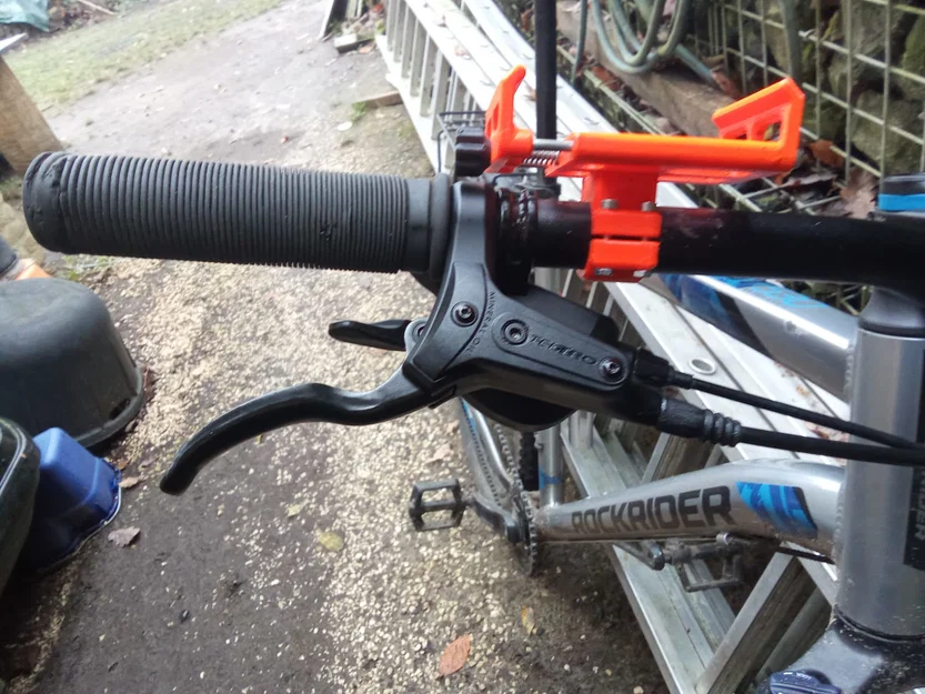 Giá đỡ điện thoại xe đạp (Bike phone mount) cứng cáp và dễ lắp đặt - Image 8