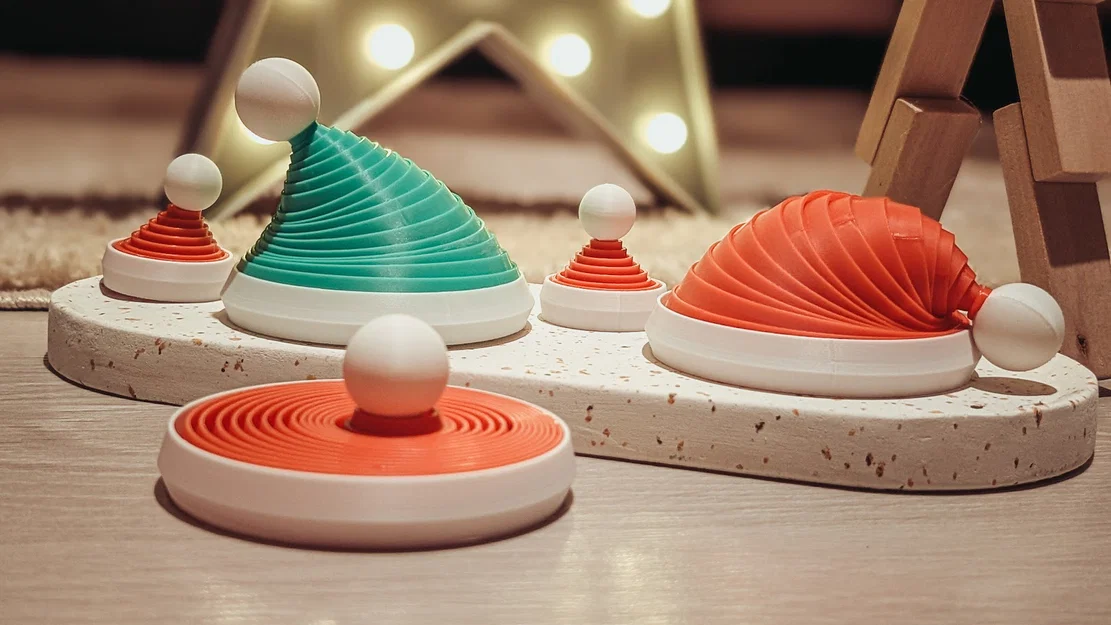 Mũ ông già Noel 3D xếp gọn (Big Collapsible Fidget Santa's Hat) - Image 1