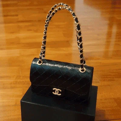 Mô hình túi xách Chanel cổ điển (Timeless/Classic)