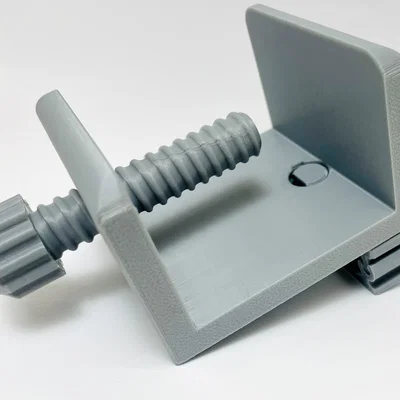 Bộ kẹp bàn quản lý dây cáp (Desk Cable Organizer) in 3D bền bỉ