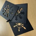 Khuôn dán kính hình bông tuyết (Snowflake Stencils) - Thumbnail 1