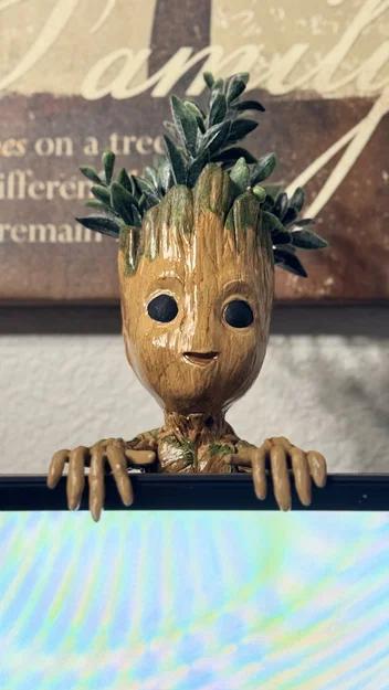 Baby Groot Monitor Hugger - Mô hình trang trí màn hình siêu dễ thương - Image 2
