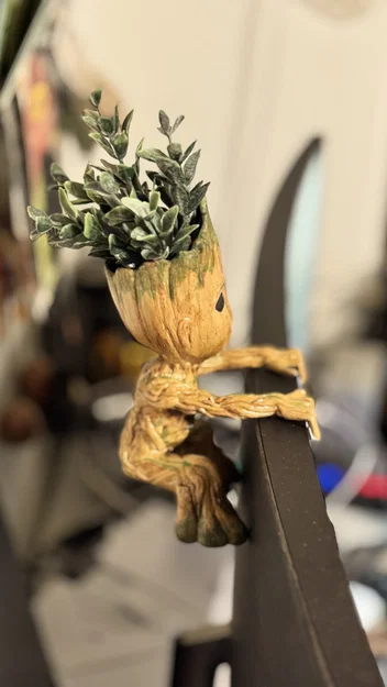 Baby Groot Monitor Hugger - Mô hình trang trí màn hình siêu dễ thương - Image 3