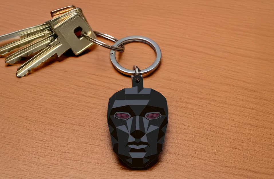 Móc khóa mặt nạ The Front Man phong cách Squid Game siêu chất - Image 1