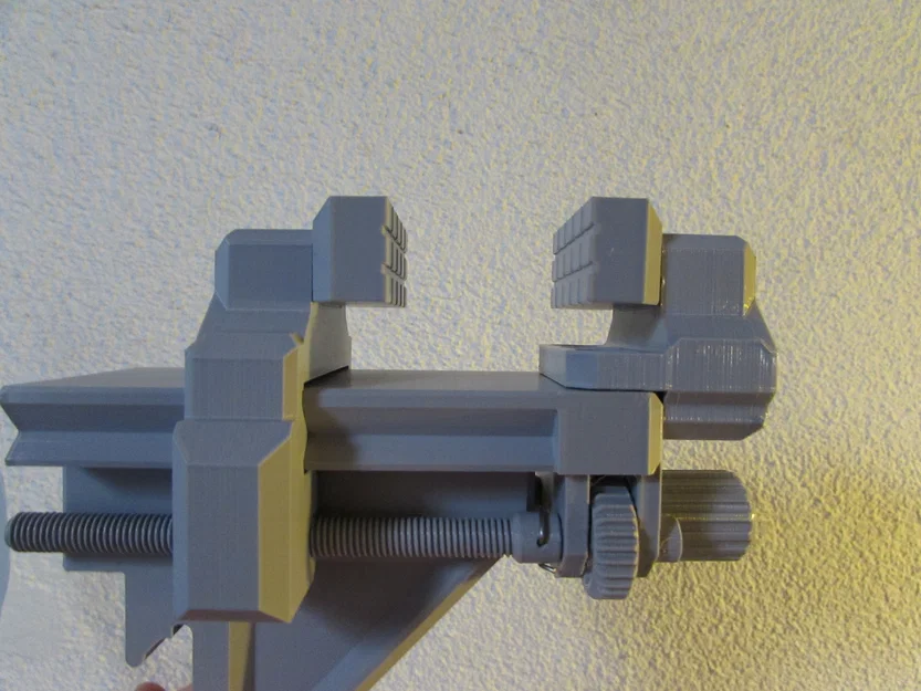 Ê-tô để bàn cho bàn làm việc Festool MFT 3 - Image 2