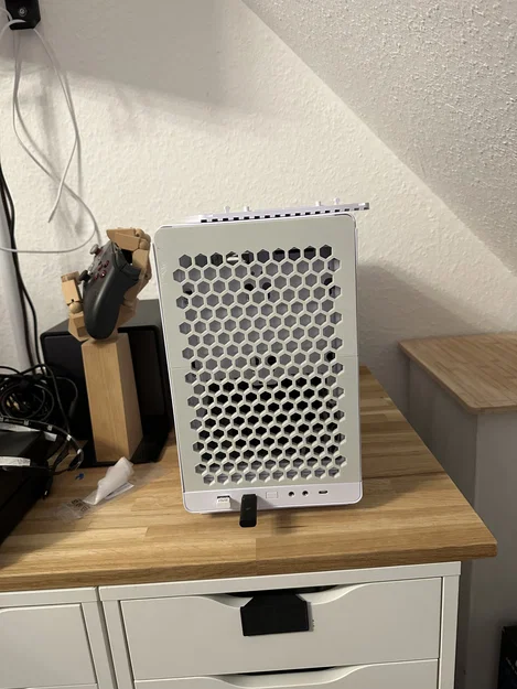 Mặt trước thay thế cho thùng máy Lianli Dan A3 - Image 1