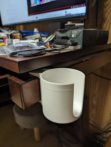 Giá để cốc gắn bàn (Bản sửa lỗi - FIXED) - Image 1