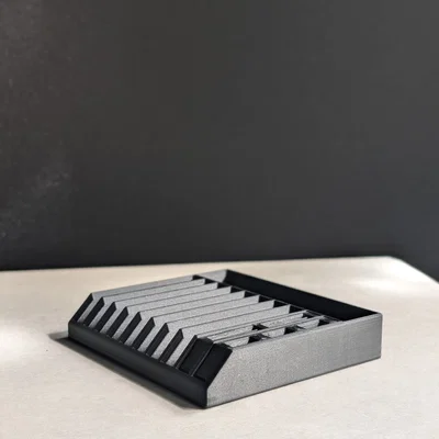 Khay để bàn đựng 10 ổ SSD 2.5" SATA kèm khay gắn USB A và thẻ nhớ SD