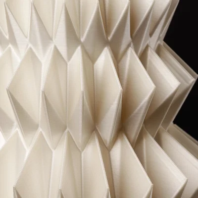 Cây thông Noel hình học phong cách Origami kèm ngôi sao trang trí