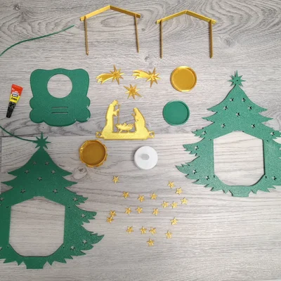 Mô hình cây thông Noel Chúa Giê-su, Mẹ Maria và Thánh Giuse