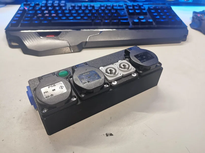 Bộ chia nguồn PowerCon (Power Distributor) - Image 6