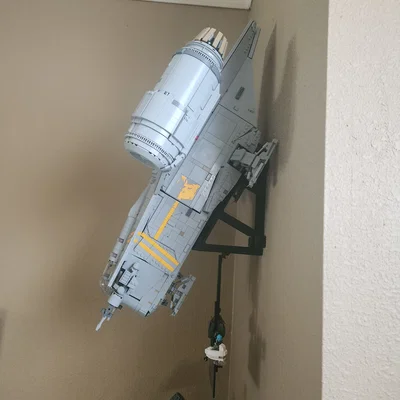 Giá treo tường cho Lego Razor Crest UCS 75331