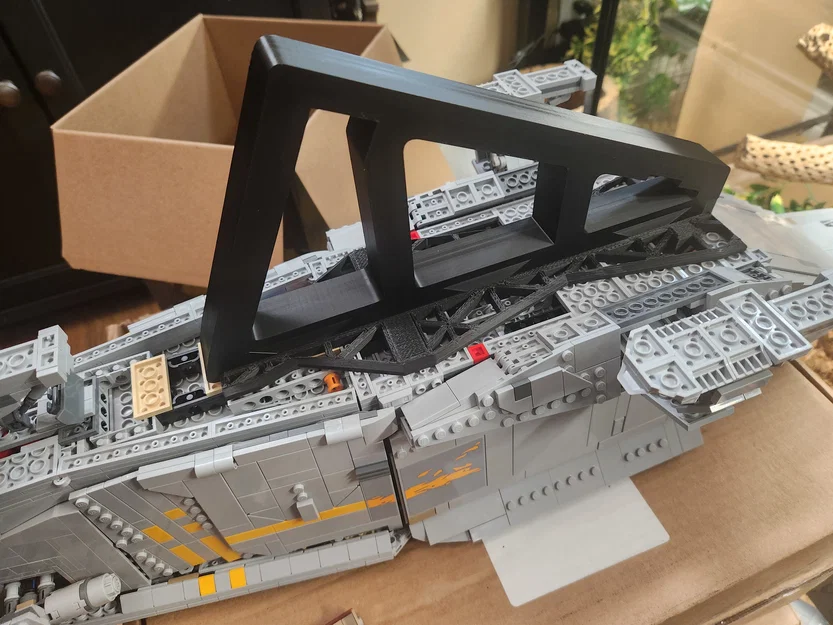 Giá treo tường cho Lego Razor Crest UCS 75331 - Image 5