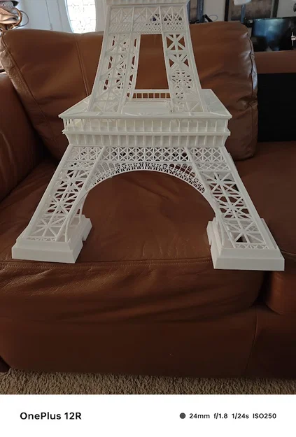 Mô hình tháp Eiffel cao 40 inch bạn có thể tự in - Image 4