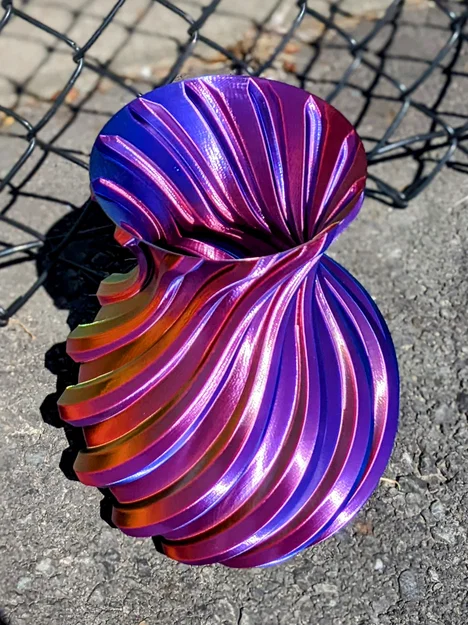 Thí nghiệm Vase Mode #043 | Bình hoa bát giác xoắn ốc - Image 3