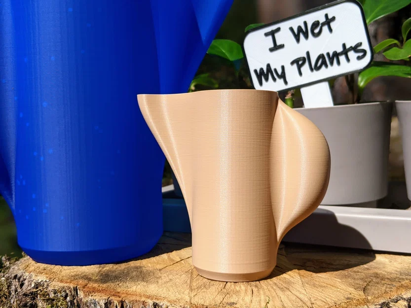 Bình tưới cây cách điệu Ergo Vase - Không chỉ là bình tưới thông thường - Image 3