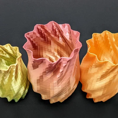 Bình Hoa Xoắn Ốc Đa Diện In 3D Đẹp Mắt