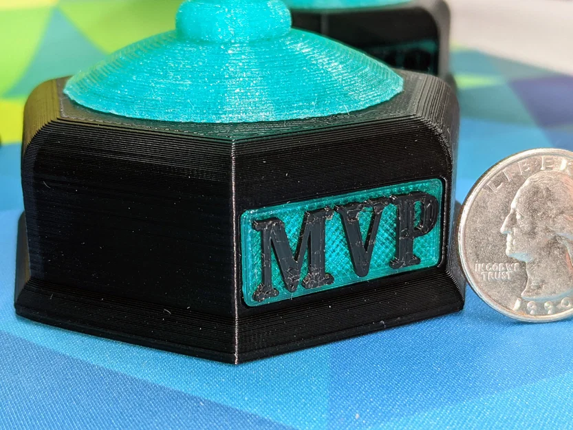 Cúp vinh danh MVP và Most Improved Player kèm bảng tên - Image 5