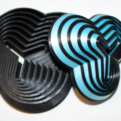 Đồ chơi Fidget ba chân lồng vào nhau của ông nội