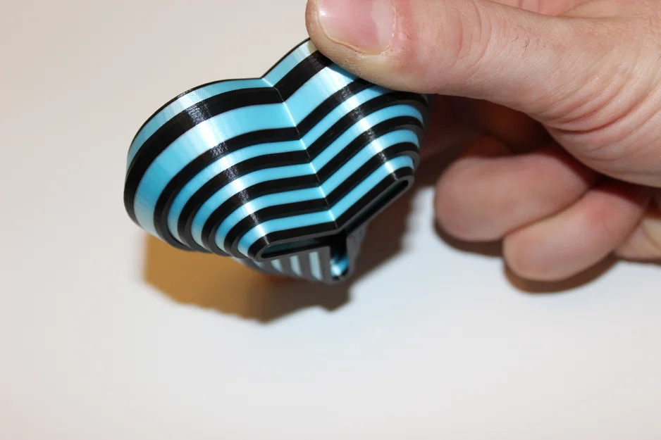 Đồ chơi Fidget ba chân lồng vào nhau của ông nội - Image 5