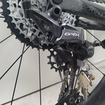 Dụng cụ khóa cùi đề Shimano - Móc khóa tiện lợi