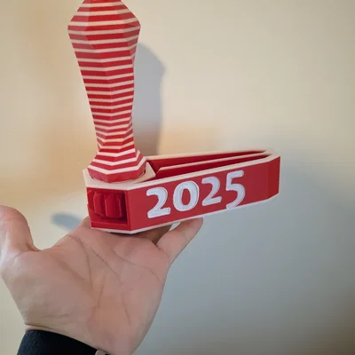 HexHoot 2025: Dụng cụ tạo tiếng ồn độc đáo cho tiệc năm mới