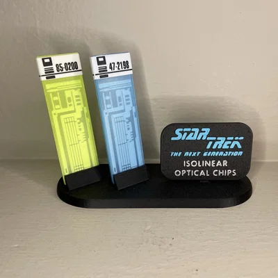 Chip Dữ Liệu Isolinear từ Star Trek TNG