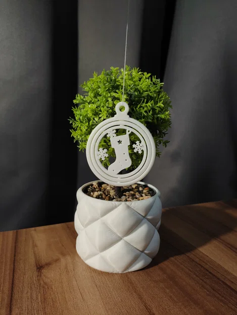 Đồ trang trí Giáng sinh xoay (cắt hình chiếc vớ) - Image 2