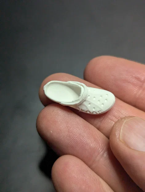 Mô hình dép Croc bên phải cho búp bê Barbie - Image 1