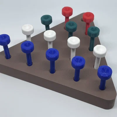Trò chơi cờ Triangle Peg Game in 3D