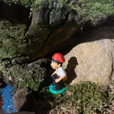 Tượng Caganer Truyền Thống Cho Hang Đá Giáng Sinh