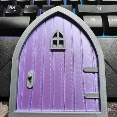 Mô hình Cửa Wichtel và Hộp thư nhỏ xinh