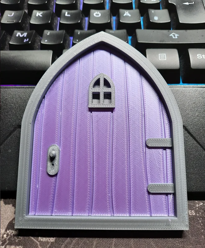 Mô hình Cửa Wichtel và Hộp thư nhỏ xinh