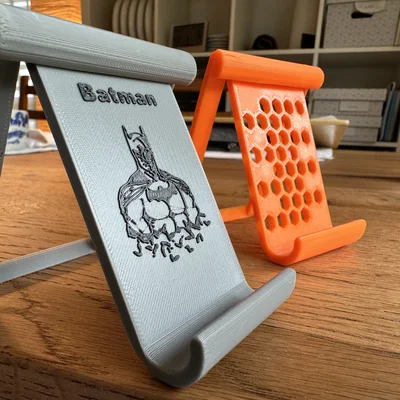 Giá đỡ điện thoại hoặc máy tính bảng có thể gấp gọn