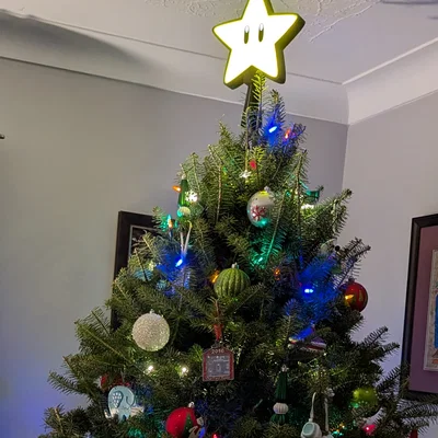 Ngôi sao Mario gắn cây thông Noel (Mario Star Christmas Tree Topper)