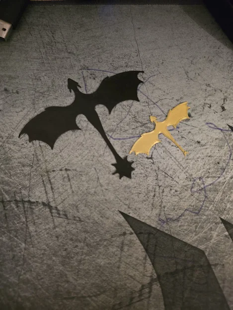 Mô hình trang trí rồng trong Fourth Wing - Image 1