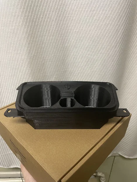 Giá để cốc BMW E90 E91 E92 E93 có lỗ cắm tẩu thuốc - Image 6