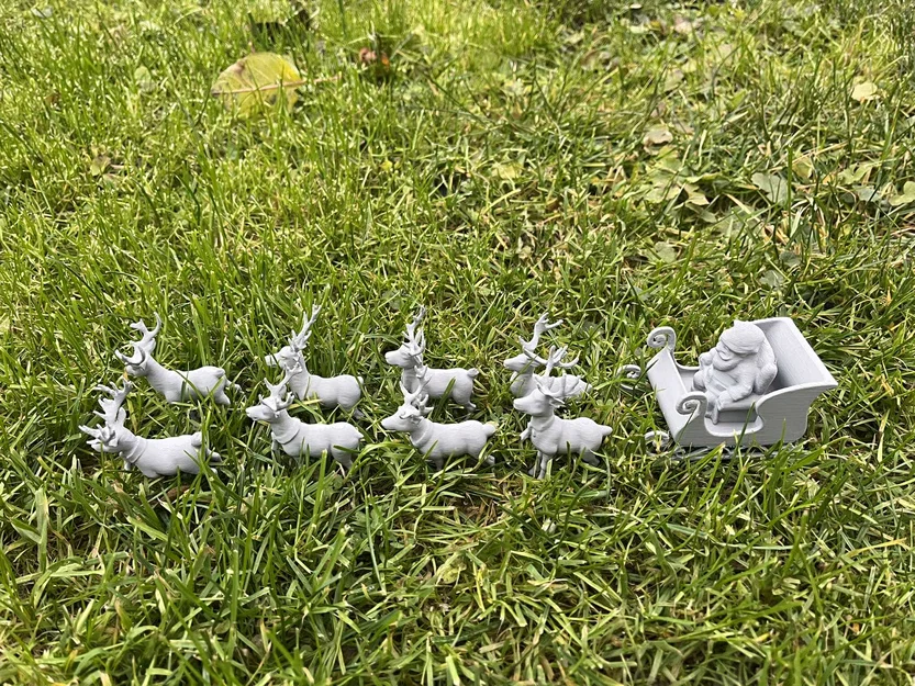 Xe trượt tuyết của ông già Noel và tuần lộc - Image 2