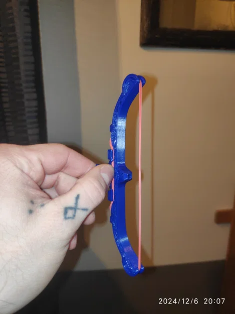 Cung bắn tăm và tăm bông bằng dây thun (Rubber band Bow) - Image 5