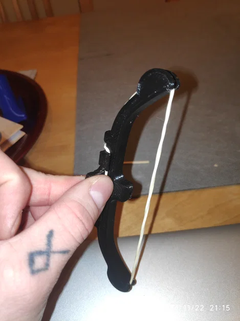 Cung bắn tăm và tăm bông bằng dây thun (Rubber band Bow) - Image 6