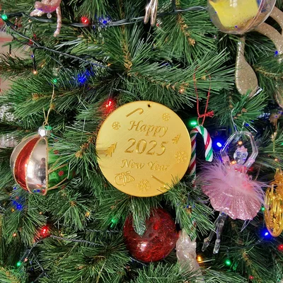 Vật trang trí hình tròn Happy New Year 2025