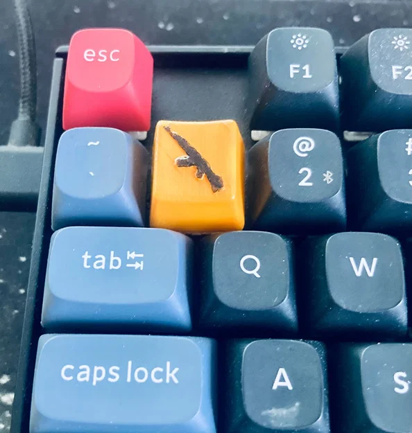 Keycap AK-47 CS2: Nút bàn phím cơ độc đáo cho game thủ - Image 1