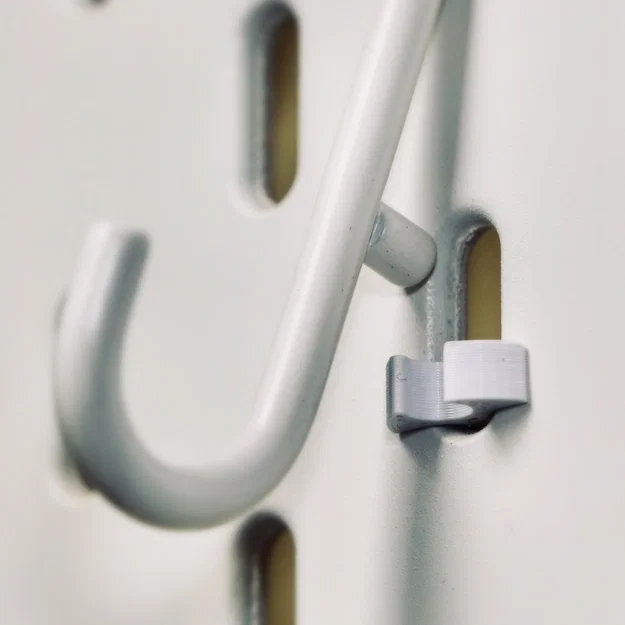 Kẹp cố định móc treo Skadis Hook Clip - Image 1